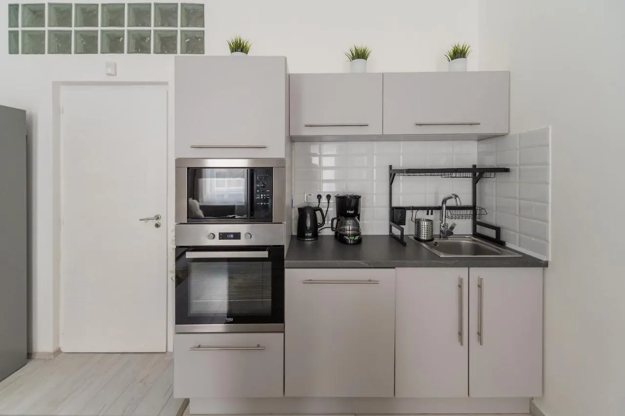 Downtown Gem Aircond Close To Heroes' Square Budapest Apartment
